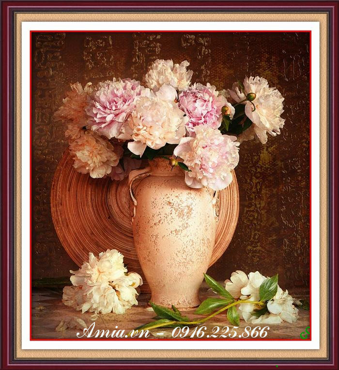 tranh treo phong khach binh hoa phong cach vintage