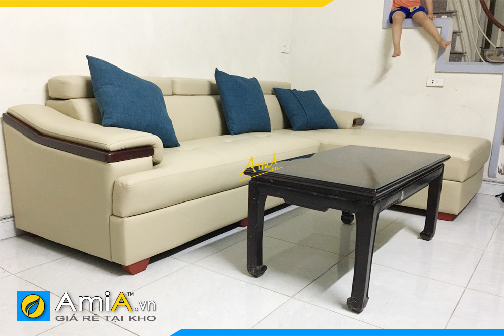 Ghế sofa da AmiA160 làm theo yêu cầu riêng của khách