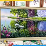 Hình ảnh Bức tranh phong cảnh đôi thiên nga bơi hồ nước trang trí phòng ngủ AmiA 603