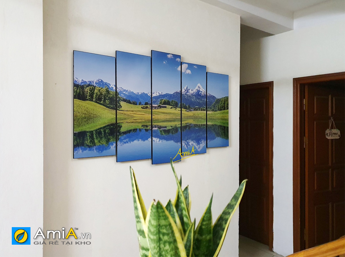 Hình ảnh Bức tranh hồ quang sơn sắc đẹp ý nghĩa treo tường cửa ra vào phòng khách
