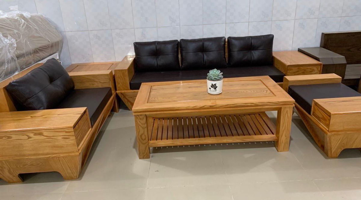Sofa gỗ Sồi theo bộSofa gỗ Sồi theo bộ gồm 1 văng 1 ghế chủ và ghế đơn đệm da cao cấp gồm 1 văng 1 ghế chủ và ghế đơn