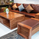 Sofa gỗ Sồi góc chữ L kê phòng khách màu nâu hợp mệnh Thổ