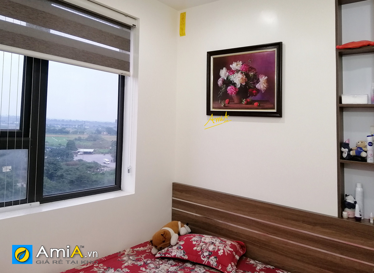 Hình ảnh Bức tranh bình hoa treo tường phòng ngủ hiện đại mã BH111