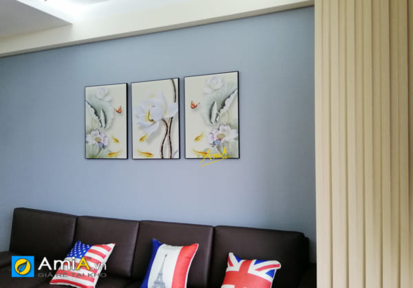 Hình ảnh Tranh canvas hoa sen treo phòng khách hiện đại chung cư mã 1726