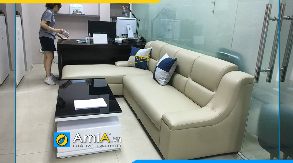 Hình ảnh thực tế bộ sofa góc bọc da sang trọng kê phòng giám đốc được sản xuất tại xưởng AmiA