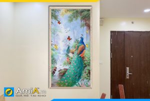 Hình ảnh Tranh con công khổ dọc treo tường phòng ngủ đẹp AmiA CC02