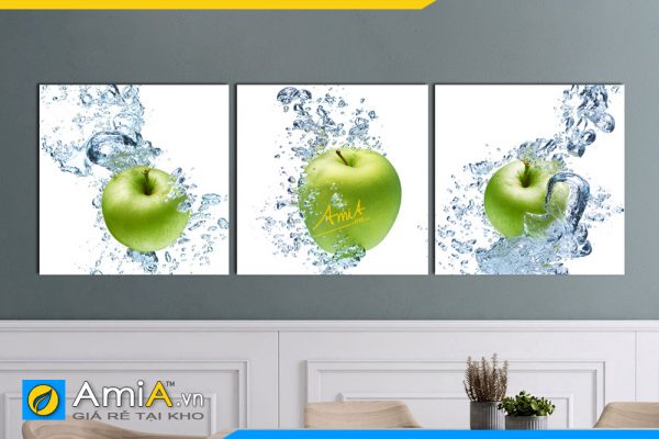 Hình ảnh Tranh táo xanh và dòng nước trang trí tường phòng ăn AmiA 312
