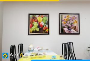 Hình ảnh Tranh trang trí phòng ăn bàn ăn đẹp bình hoa cúc nhiều màu AmiA BH02