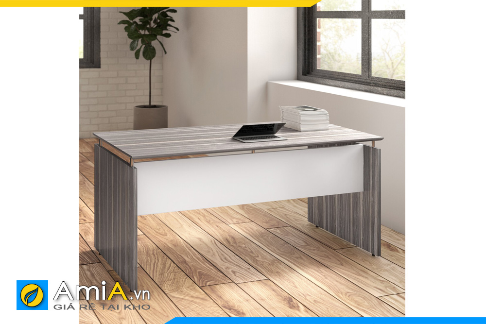 Bàn làm việc cho văn phòng kiểu dáng đơn giản AmiA BLV137 2024: Nếu bạn đang tìm kiếm một chiếc bàn làm việc đơn giản, nhưng vẫn thoải mái và chuyên nghiệp, bàn làm việc BLV137 của AmiA chính là sự lựa chọn tuyệt vời. Với thiết kế đơn giản, tinh tế và tiện nghi, chiếc bàn này sẽ làm cho không gian làm việc của bạn trở nên đẹp và thú vị hơn. Hãy tham khảo ngay hình ảnh để khám phá sản phẩm hấp dẫn này!